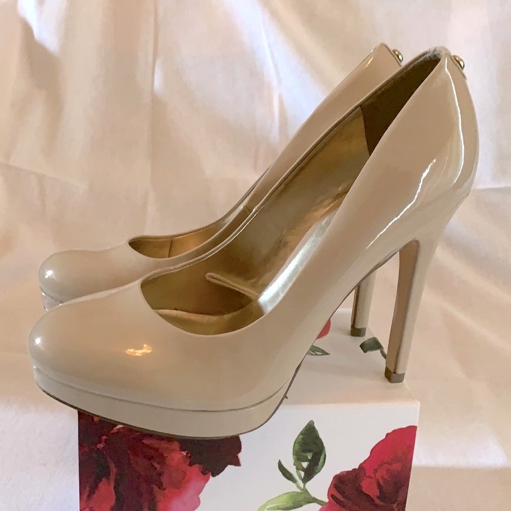 G By Guess Shoes